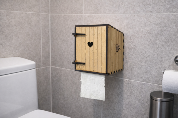„Kuivkäimla“ – puidust WC-paberihoidja